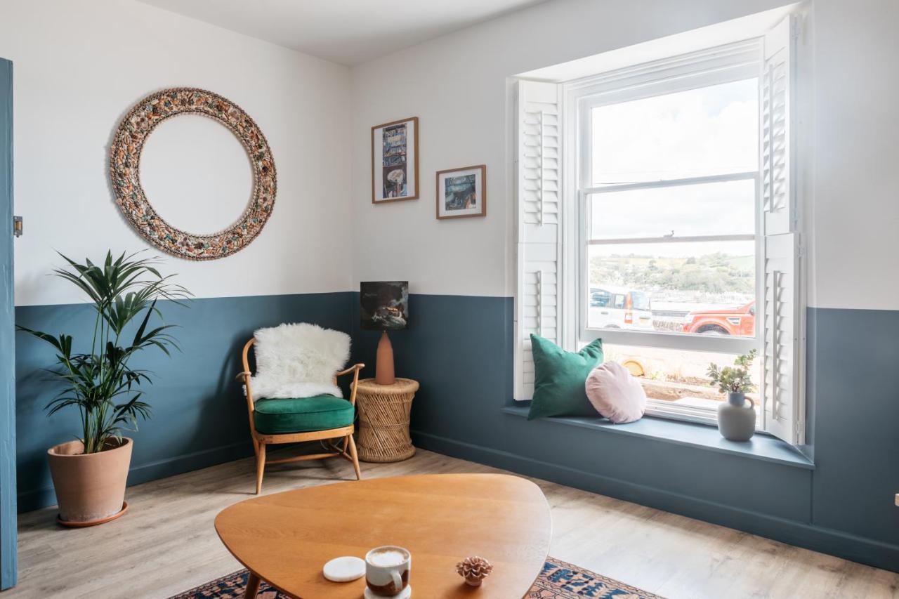 Stunning Views Over The Beautiful Falmouth Harbour Extérieur photo